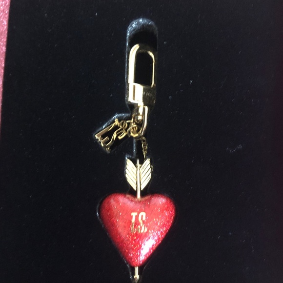 Taylor swift keychain - Picture 2 of 11